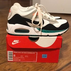Excellent condition Nike Air Max Correlate.